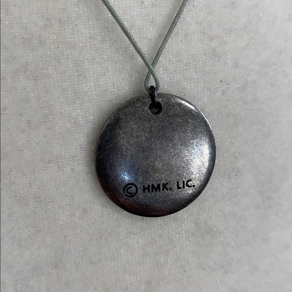 Vintage Hallmark HMK Pewter Style Bird & Heart Disc Pendant Necklace - Picture 11 of 16